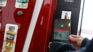 Forget Credit Cards, Google's Looking to Open Its Own Checking Accounts